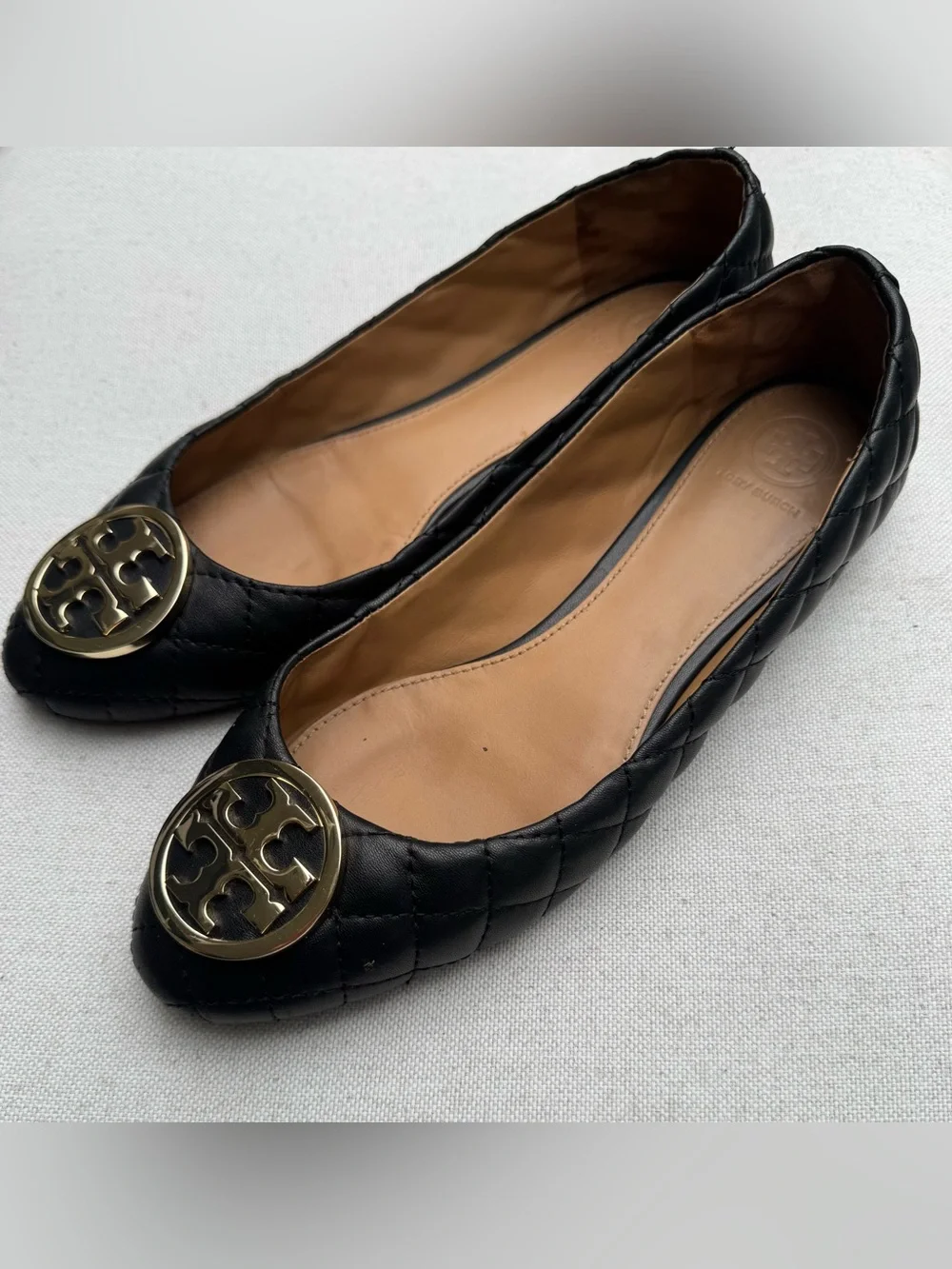 Tory Burch Black Quilted Leather Flats Gold Logo Size 9